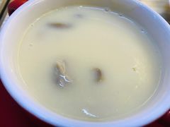 鸡茸蘑菇汤-必胜客(集美杏东店)