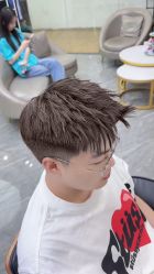 -藤野造型烫染·漂发