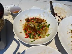 -阿瓦山寨·湘菜现炒·剁椒鱼头王(咸阳总店)