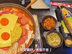 -炙韩料理·部队锅专门店