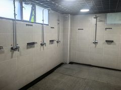 -晋爵会游泳馆(海湾公园店)