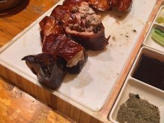 -老滇山寨•云南特色菜•地方菜•民族风情歌舞表演(金碧店)