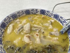 舟山鱼小黄鱼面-明呈黄鱼面馆(斜土路店)