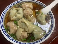 半菜半肉-古徽州馄饨店(宝安路店)