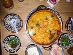 -洱火云南酸菜牛肉火锅(石景山当代商城店)