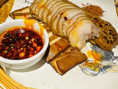 -自己人·宜昌菜(水悦城店)