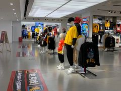 -美特斯邦威(新天地购物中心店)