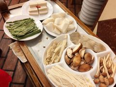 -山城年华老火锅(玉林店)