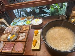 -银米·云南传统过桥米线(双廊黑金冠店)