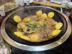 -山妹子铁锅炖