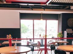 -必胜客(花舞大唐博物馆店)