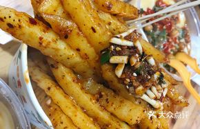 Sweet and Sour Spicy Xiaomi Chili Wolf Tooth Potatoes