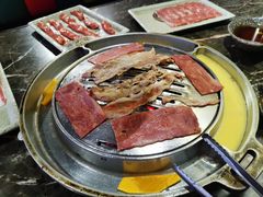 -哈哈碳都·牛肋条无限自助烤肉(台江万达店)