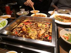 -张大胡子鱼头火锅酒楼(长益路店)