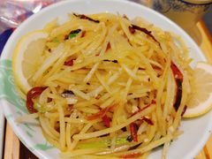 酸辣土豆丝-满园烤鸭·春饼(太原街万达店)