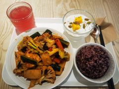 -轻蔬不用等·素食(江苏路店)