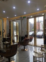 -V HAIR SALON造型