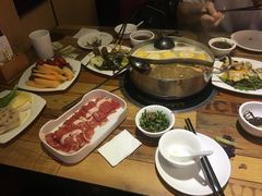 -蒙肥羊·酸汤潮牛·鲜牛肉火锅烤肉自助(岗顶店)