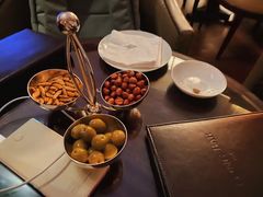 -LONG BAR 廊吧(外滩华尔道夫酒店)