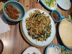 -合合春饼·酱骨·东北菜(潘家园店)