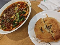 -三好食堂(煎饺·馄饨·肉饼米线·盛世广场店)