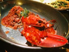 -The ROOF (通盈中心店)