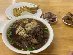 -牛味十足传统美食(凤凰西街店)