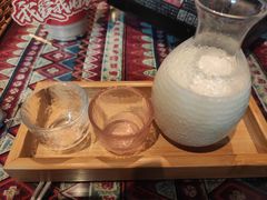 云南纂新奶白酒-火塘云南烧烤大排档