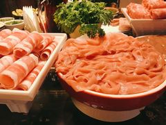-小天鹅火锅·一线江景洪鼎旗舰店(洪崖洞店)