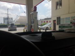 -中国石油加油站(漕宝路店)