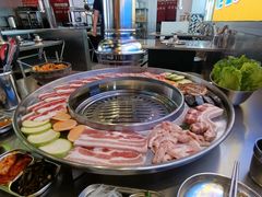 -哈哈碳都·牛肋条无限自助烤肉(台江万达店)
