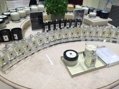 -文艺复兴百货(米兰大教堂广场店)