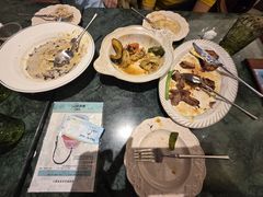 -秘密旅行Bonjour(黑金冠 江南西店)