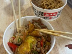 -周记热干面豆皮大王(桃花东街店)