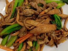 三菇炒牛柳-祈胜邨•顺德鱼生•顺德菜(容桂店)