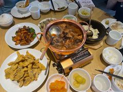 -关东小磨东北菜(上海长风大悦城店)