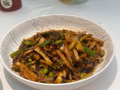 雪菜毛豆烧野山笋-枕水江南(铁西万象汇店)