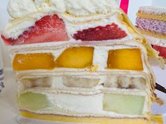 应季白巧水果千层-PAOPAO Bakery&Café(港汇店)