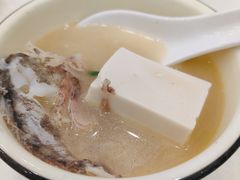 虎头鱼豆腐汤-洲晓鱻舟山海鲜(2号店)