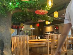 -头上红煨盐鸡乡村食府