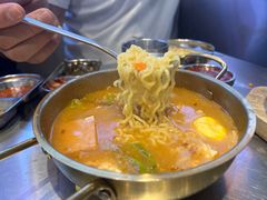 -哈哈碳都·牛肋条无限自助烤肉(台江万达店)
