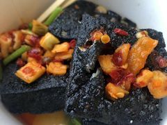 -黑色经典臭豆腐·湖南特产(坡子街店)