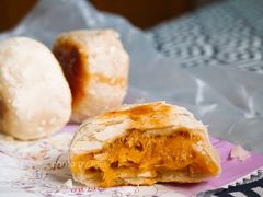 蛋黄肉松月饼-长发西饼(临顿路店)