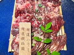 -山川小町·极番烧肉(新地假日广场店)