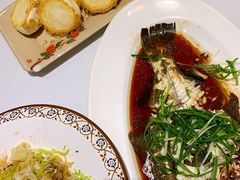 -老船夫婚宴婚庆会馆(延吉路店)