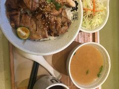 -熊吞·大碗丼烧肉饭(济宁万达广场店)