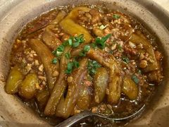 咸鱼粒肉沫茄子煲-味妙顺德厨房(绿地缤纷城店)