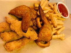 -必胜客(滨江店)