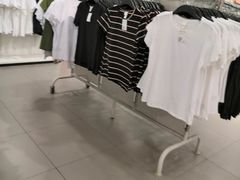 -H&M(鹏欣水游城店)
