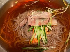 冷面酸甜口-黑牛の店·和牛烧肉(大悦城店)